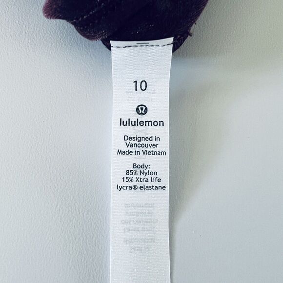 LULULEMON ATHLETICA Garnet Velvet Wunder Lounge HR Tight 28" Leggings - US 10 - Picture 6 of 8